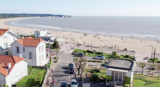 Studio de charme (4 personnes) Le rêve bleu tout confort à Saint Georges de Didonne, Prenota Appartamento Hotel a Aquitania con parcheggio, Parcheggio