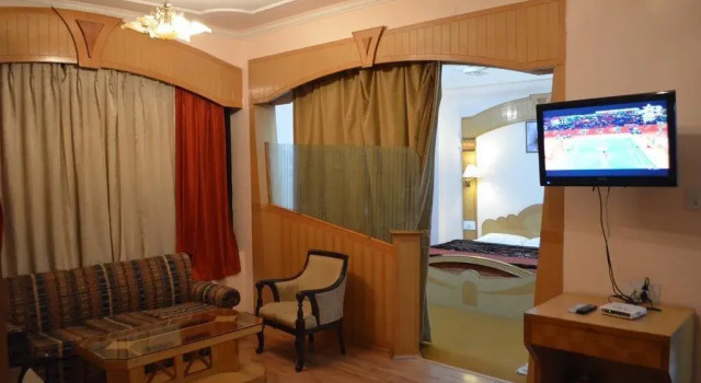 Hotel Sandhya Palace, Забронировать Отель Отели штата Химачал-Прадеш 3 звезды, 3*