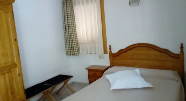 Hostal Lopez, Book Hotel Hotels in Aragon with Parking, Parking