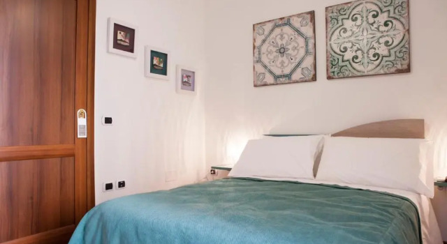 Двухместный номер Standard с балконом Isa Guest Rooms
