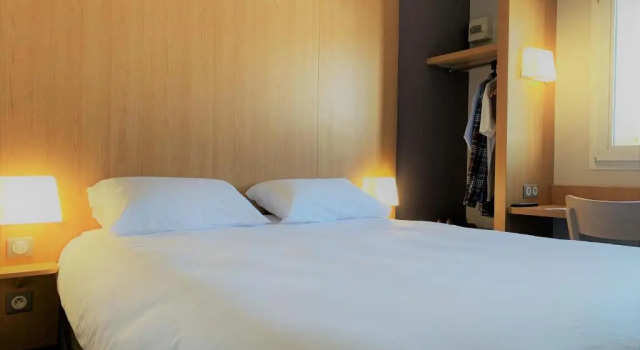 Двухместный номер Standard Kyriad Direct Clermont Ferrand Nord Gerzat