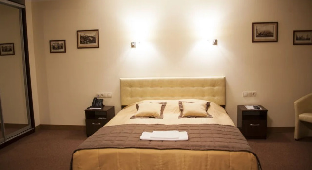 Hotel Asteri, Book Hotel Pecherskyj Kyiv