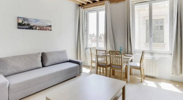 Beautiful Flat In The Heart Of Lyon, Забронировать Апартаменты/квартира Лион Rhône, рядом с Энон