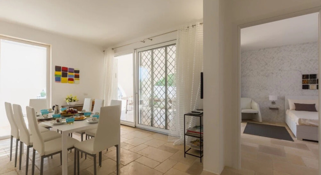 Villa Cielo, Book Villa Hotels in Murgia with Parking, Parking