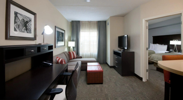 Четырёхместный люкс c 1 комнатой Staybridge Suites Buffalo-Amherst by IHG