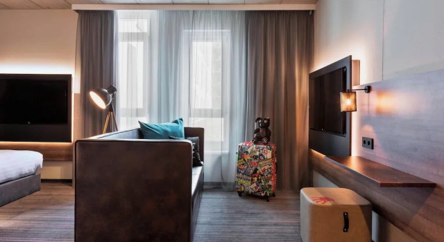 Двухместный семейный номер Standard MOXY Frankfurt East