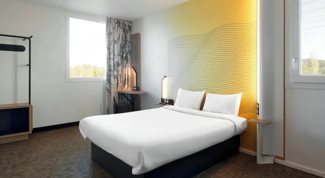 Двухместный номер Disabled Access B&B HOTEL Igny Palaiseau
