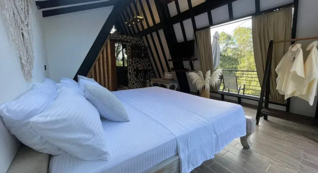 Номер Deluxe с балконом и с видом на сад Ecoluxury glamping