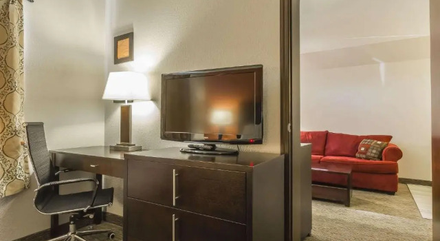 Люкс Comfort Inn & Suites