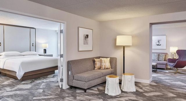 Люкс Sheraton Portland Airport Hotel
