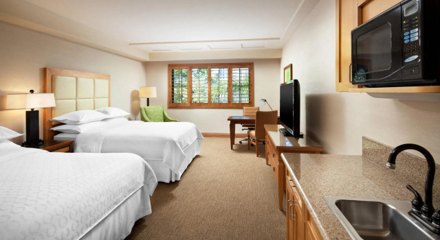 Четырёхместный номер Standard Sheraton La Jolla