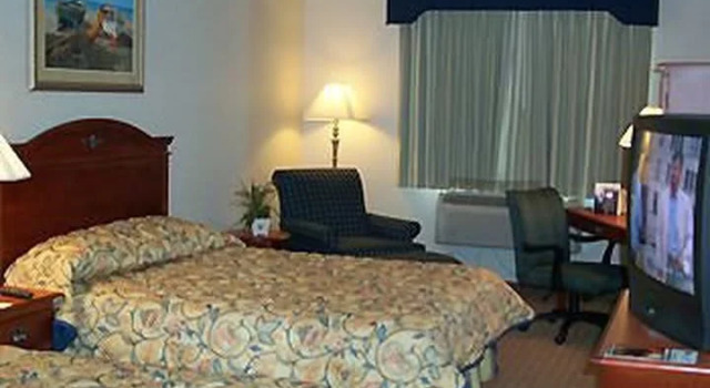 Люкс c 1 комнатой Best Western Providence Warwick Airport Inn