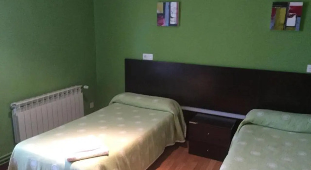 Hostal Carazo, Book Hotel Torquemada 