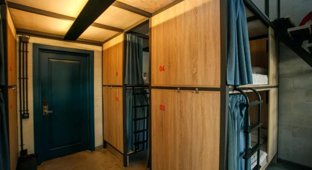 Кровать в общем номере (женский номер) Campus Community A-Rooms