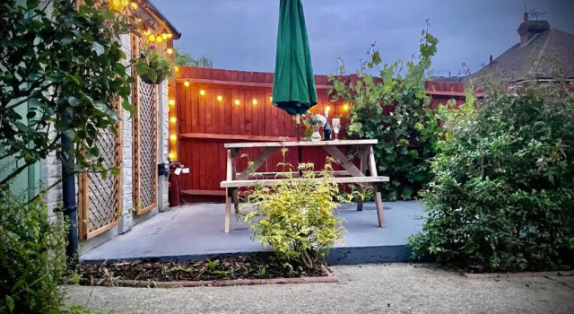 Коттедж 'The Hillside' - Entire House - Free Multiple Parking - Superfast WiFi