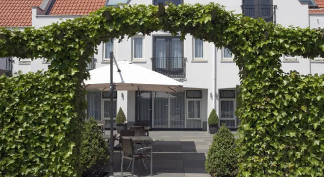 Hotel Wilhelmina, Забронировать Отель Домбург Walcheren, рядом с Пляж Домбурга