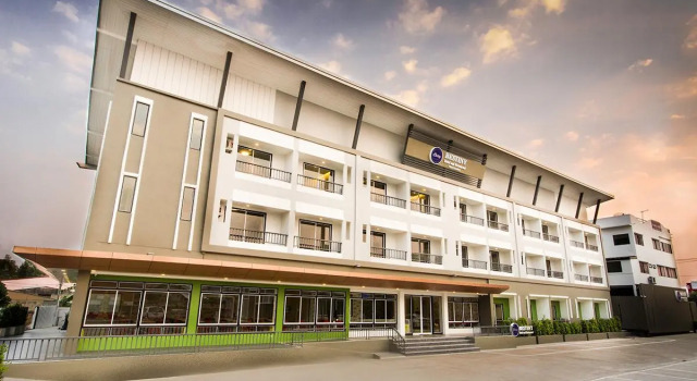 Люкс с 2 комнатами Bestiny Hotel & Restaurant Phetchabun
