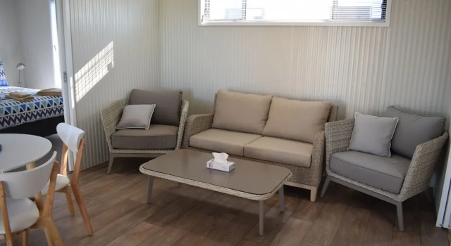 Бунгало Deluxe Bega Caravan Park