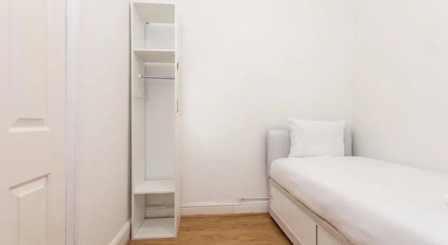 3 Bedroom House in Lewisham Sleeps 7, Забронировать Отель Отели Англии 3 звезды, 3*