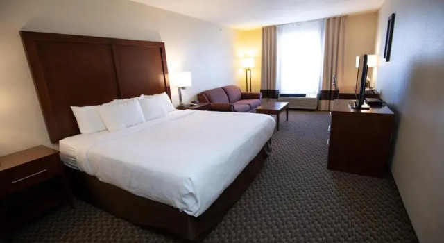 Люкс Comfort Inn Lethbridge South