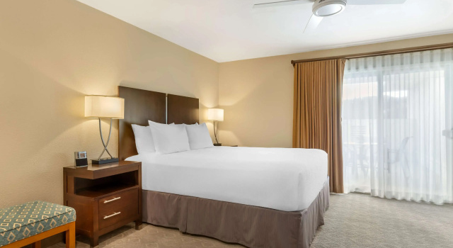 Четырёхместный люкс Best Western Plus Monterey Inn