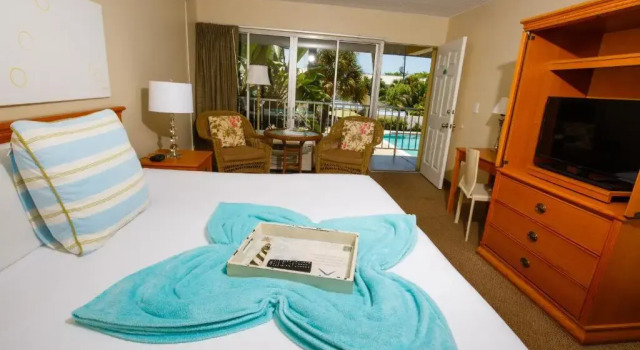 Двухместный номер Deluxe Naples Garden Inn