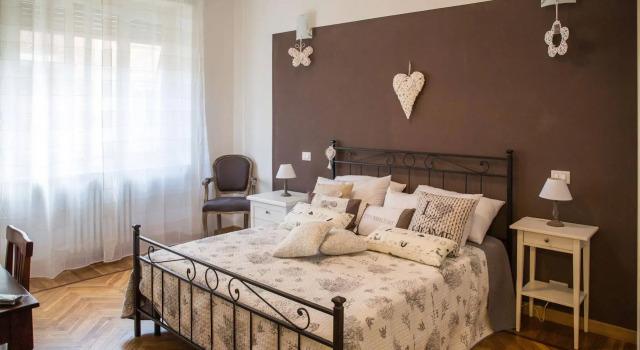 Letizia Home, Забронировать Отель Отели Турина 3 звезды, рядом с Моле Антонеллиана, 3*