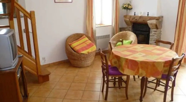 House With 2 Bedrooms in Plougonvelin, With Wonderful sea View, Enclos, Забронировать Отель Отели и гостиницы Плугонвелен, Отель