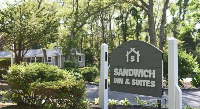 Номер Standard Sandwich Inn and Suites