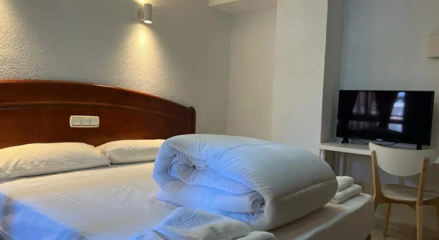Двухместный номер Standard Hostal la Embajada