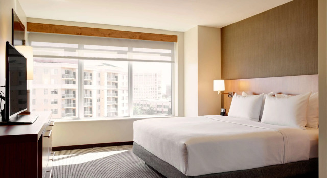 Двухместный люкс c 1 комнатой Hyatt Place Arlington Courthouse