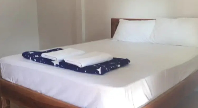 Baan Plernphat 2, Varaa Hotelli Hotellit North-Eastern Thailand pysäköinnillä, Pysäköinti