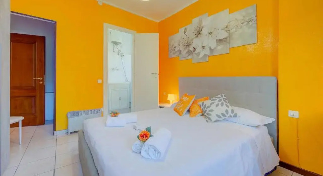 Cytrus Salò Apartment 500Mt From Lake - Happy Rentals, Забронировать Апартаменты/квартира Отели озера Гарды с парковкой, Парковка
