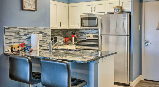 Апартаменты Views & Pool Access: Quaint Condo in Hot Springs!