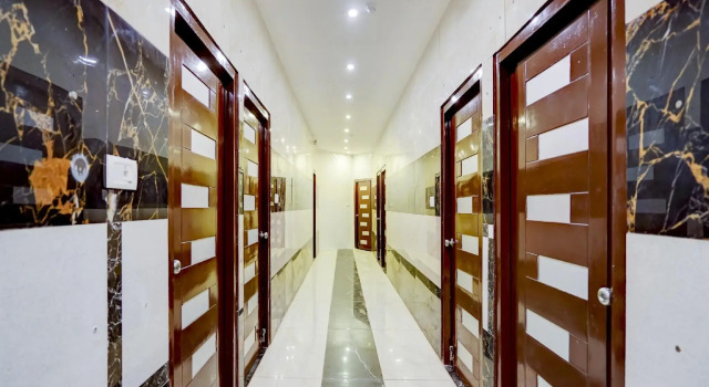 OYO Townhouse 786 Hotel Urban Stay