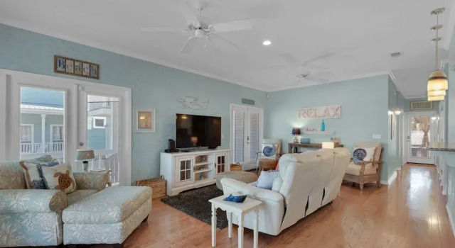 Walking on Sunshine -1938188, Book Hotel Destin Emerald Coast