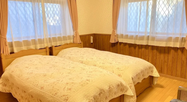 Семейный коттедж с балконом Villa Relax
