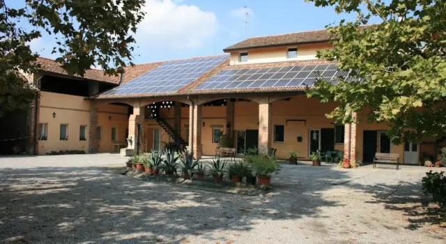 Cascina Santa Maria, Забронировать Отель Чернуско-суль-Навильо Ломбардия