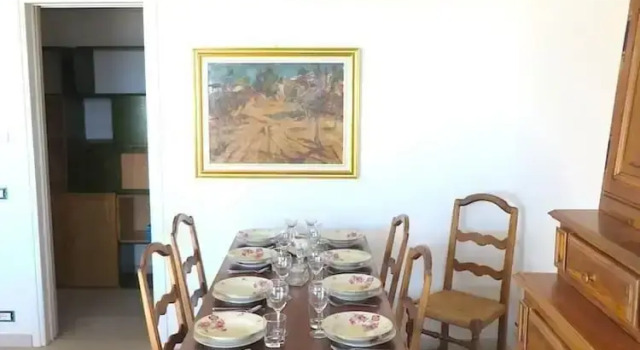 Selva 1 Lake View Apartment in Ghiffa With Pool