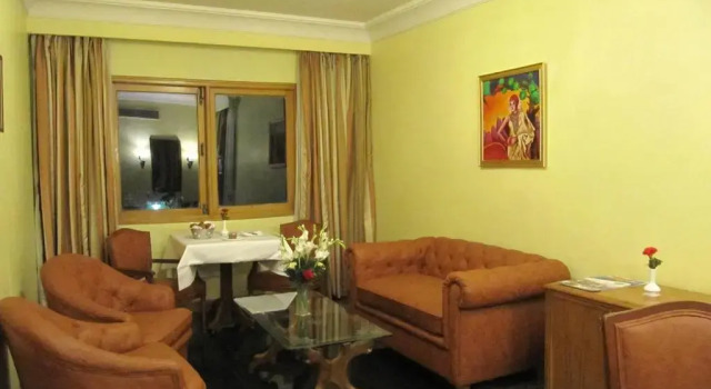 Номер Standard Ritz Plaza