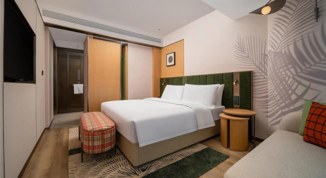 Люкс Deluxe Hilton Garden Inn Kunming Railway Station South