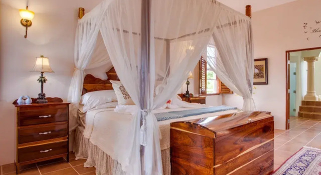 The Crimson Orchid Inn at Orchid Bay, Prenota Bed & breakfast Copper Bank Belize
