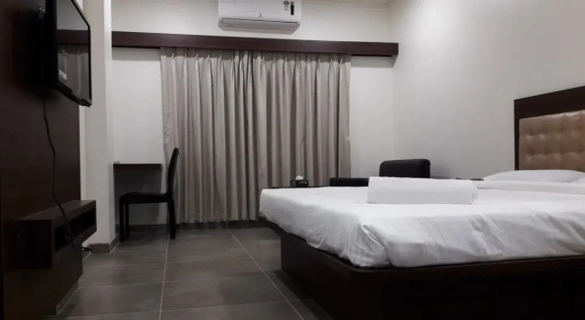 Hotel Global Inn I by FabHotels