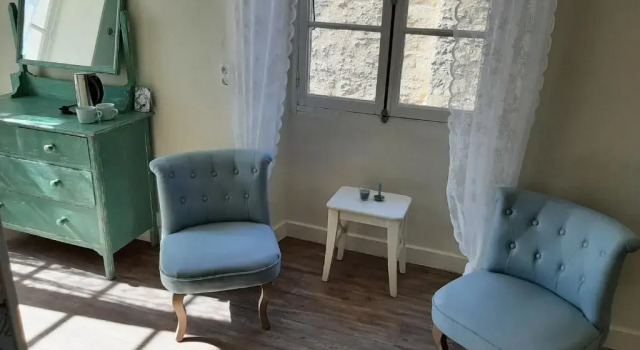 La Ptite Place, Buchen Sie Hotel Les Arques Languedoc-Roussillon