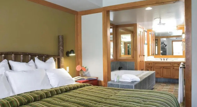 Люкс с 2 комнатами Hilton Grand Vacations Club Whistler