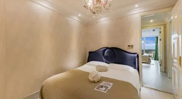 Люкс Xiamen 52 Hertz Scenic Apartment (Shimao Twin Towers)