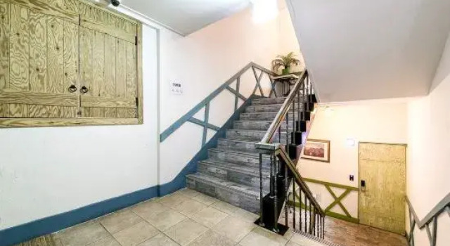 From H Amore Mio Vintage Suwon Station, Boek Mini-hotel Hotels in Suwon met parkeren, Parkeren