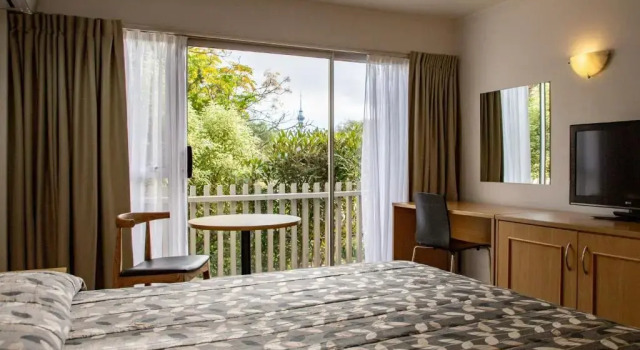 Двухместный номер Standard с балконом Auckland Rose Park Hotel