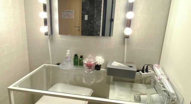 Двухместный номер Deluxe с балконом и с видом на внутренний двор My Home Inn Sennan, Onosato