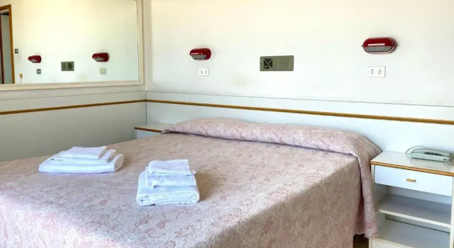 Двухместный номер Standard с балконом Hotel Columbia Frontemare